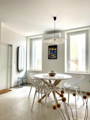 Appartement moderne + Parking à 50m de la mer